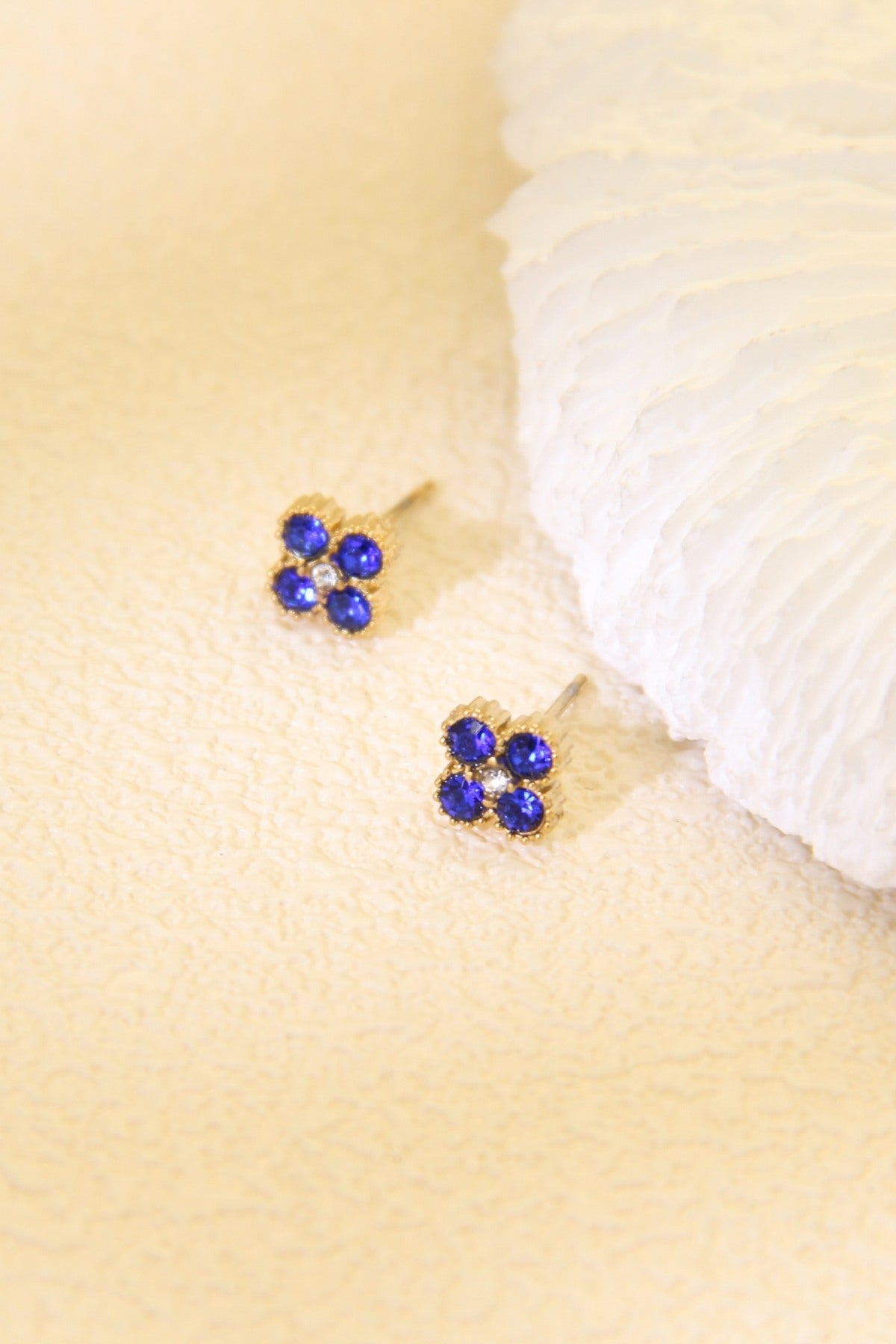 219PAR06Y500 CLOVER SET-OGRLICA I NAUŠNICE